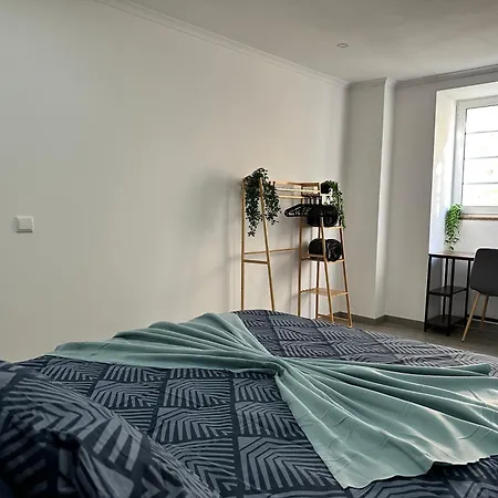 Ferreira House Apartment *